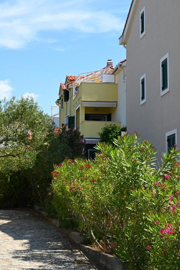 Beach Apartments Marijana Vodice Buitenkant foto