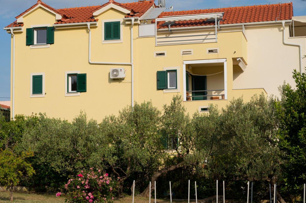 Beach Apartments Marijana Vodice Buitenkant foto